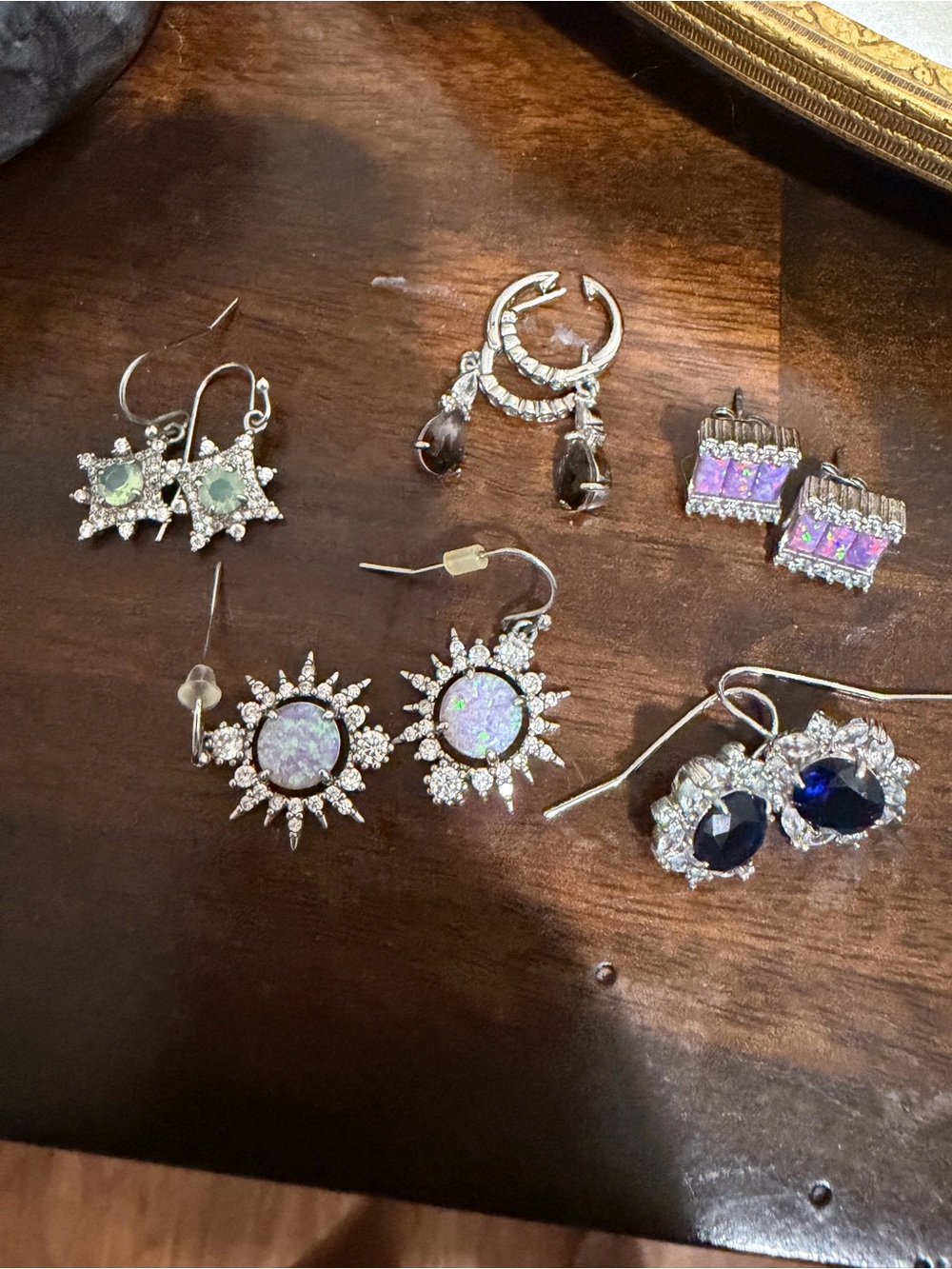 5 pairs of Bomb Party earrings